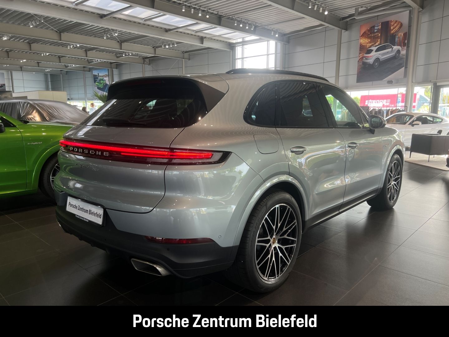 Porsche Cayenne E-Hybrid HA-Lenkung InnoDrive Soft-Close