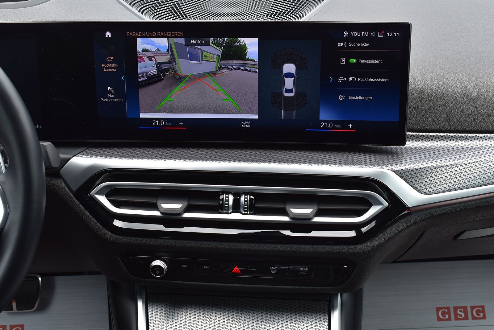 BMW 320 i xDrive M Sport - Samsaru's Car Outlet