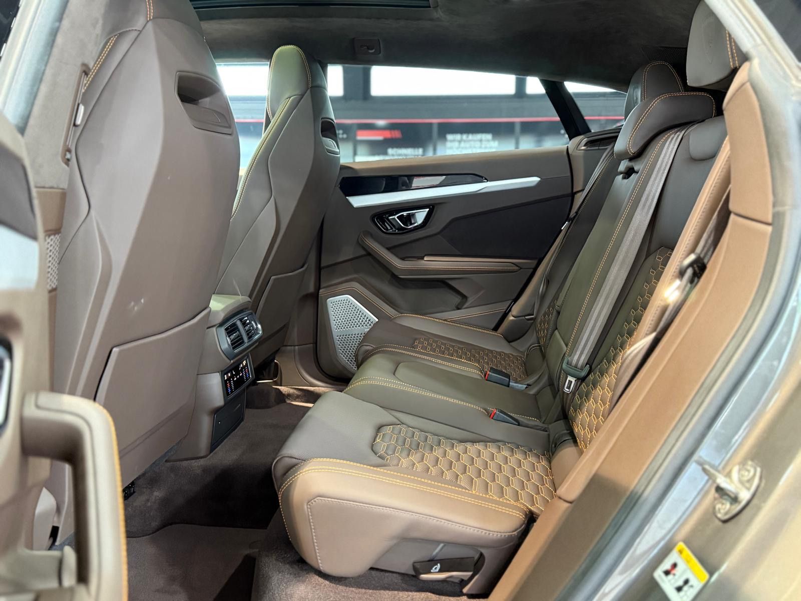 Lamborghini Urus B&O+PANO+HUD+ACC+LASER