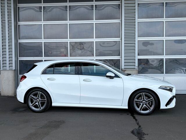 Mercedes-Benz A 180 AMG Line - Samsaru's Car Outlet