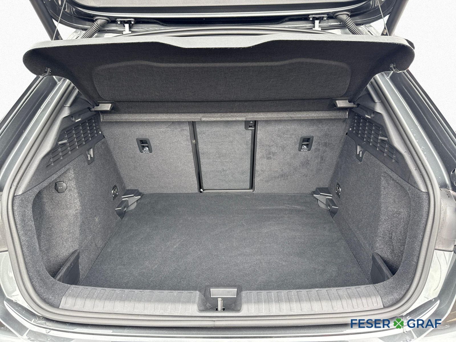 Audi A3 Spb. 35 TFSI - 2 x S line - Samsaru's Car Outlet