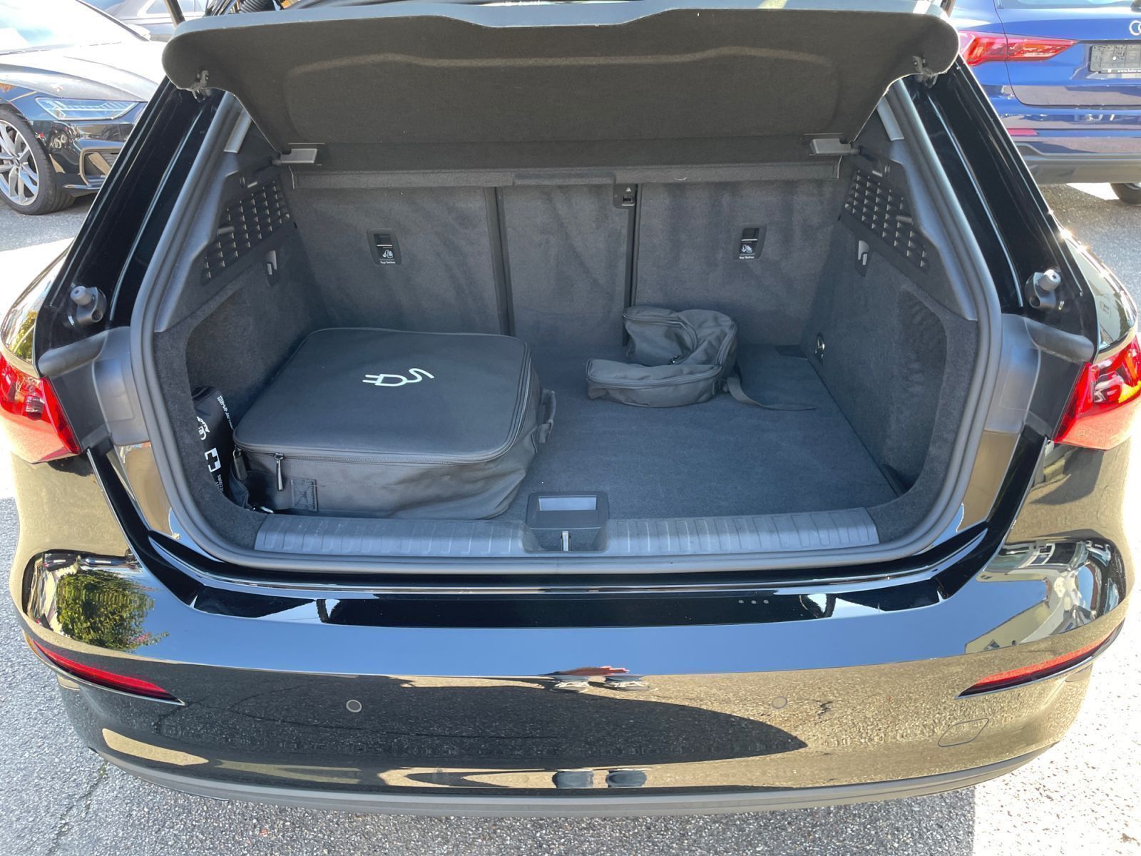 Audi A3 Sportback 40TFSIe S-tronic Navi AHK LED CAM