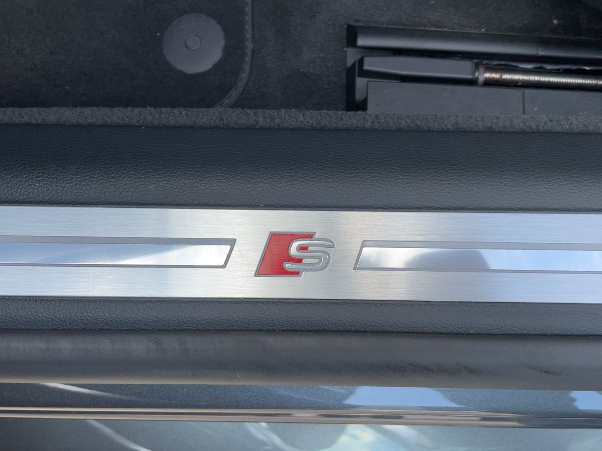 Audi A8 50 3.0 TDI quattro - Samsaru's Car Outlet