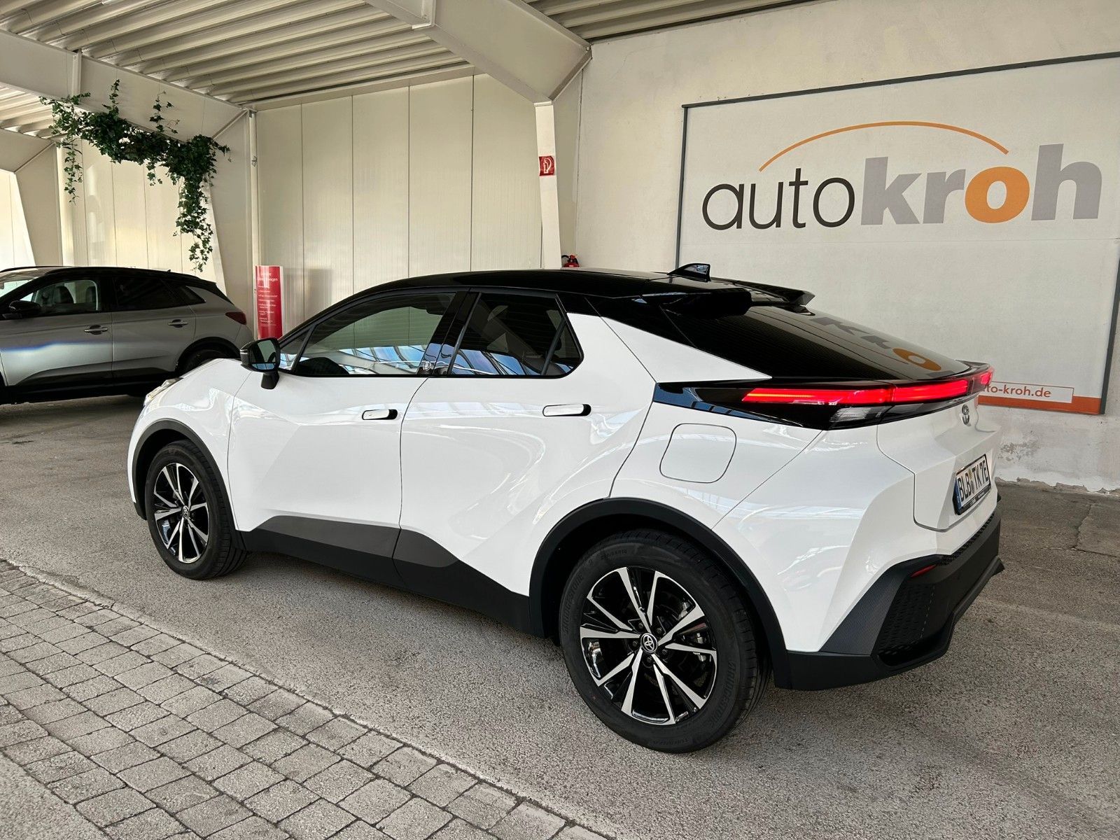 Toyota C-HR 2.0l Plug-in Hybrid Team D Technikp.
