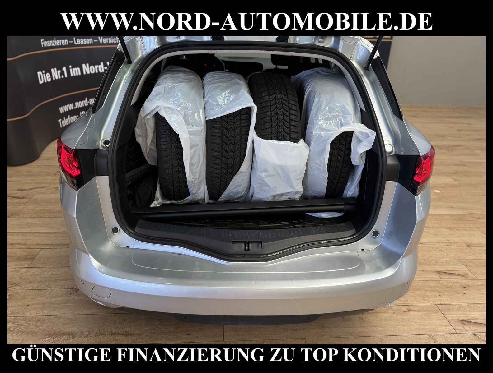 Renault Megane IV Grandtour 1.5 dCi Business - Samsaru's Car Outlet