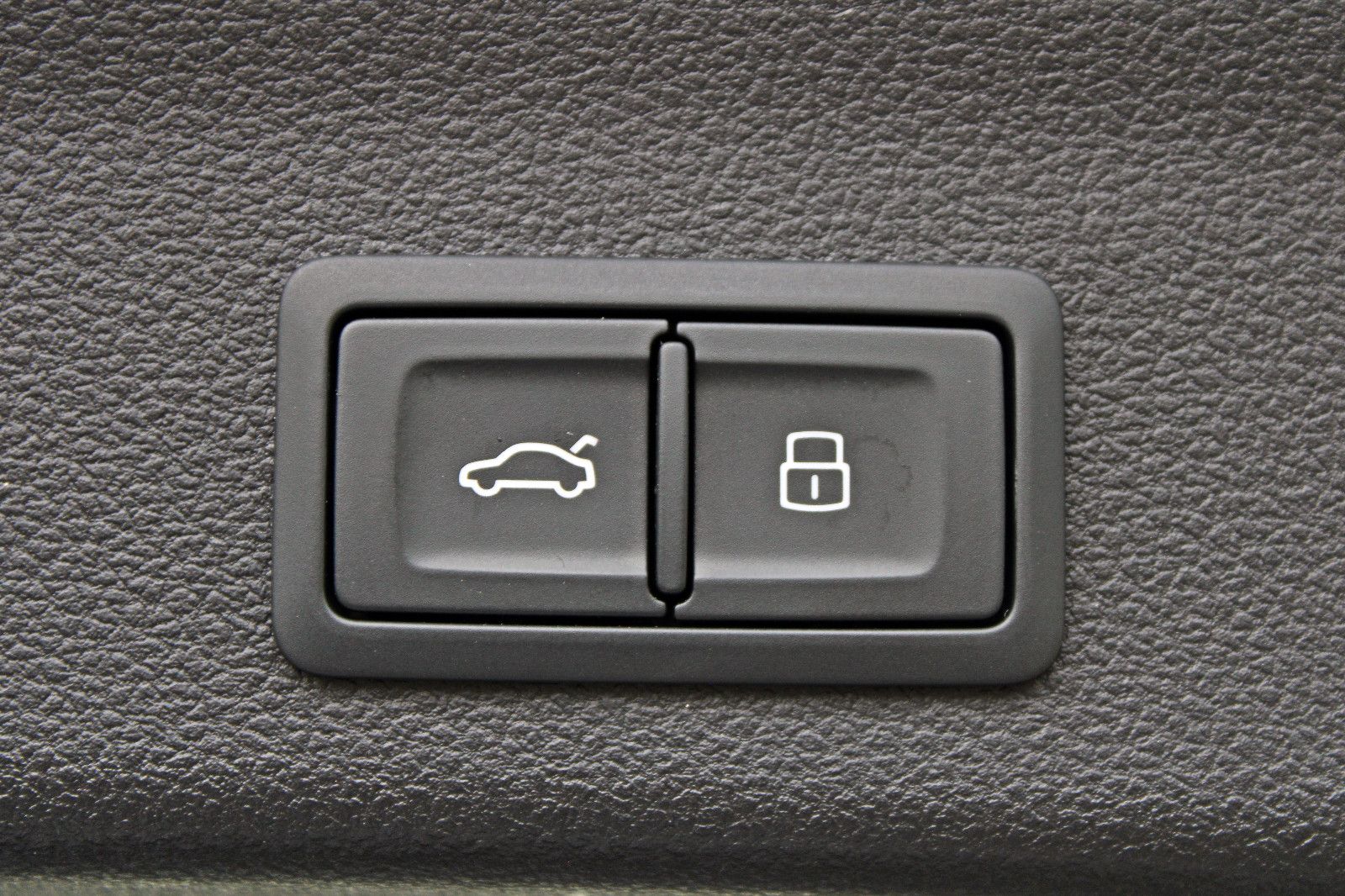 Audi RS6 Avant TFSI qu performance PANO LASER AHK HUD