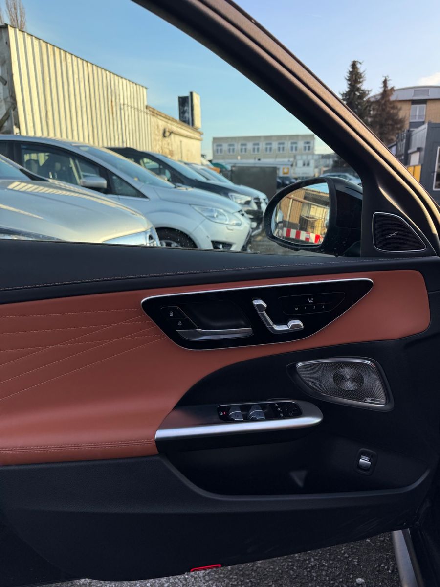 Mercedes-Benz AMG Premium Plus - Samsaru's Car Outlet