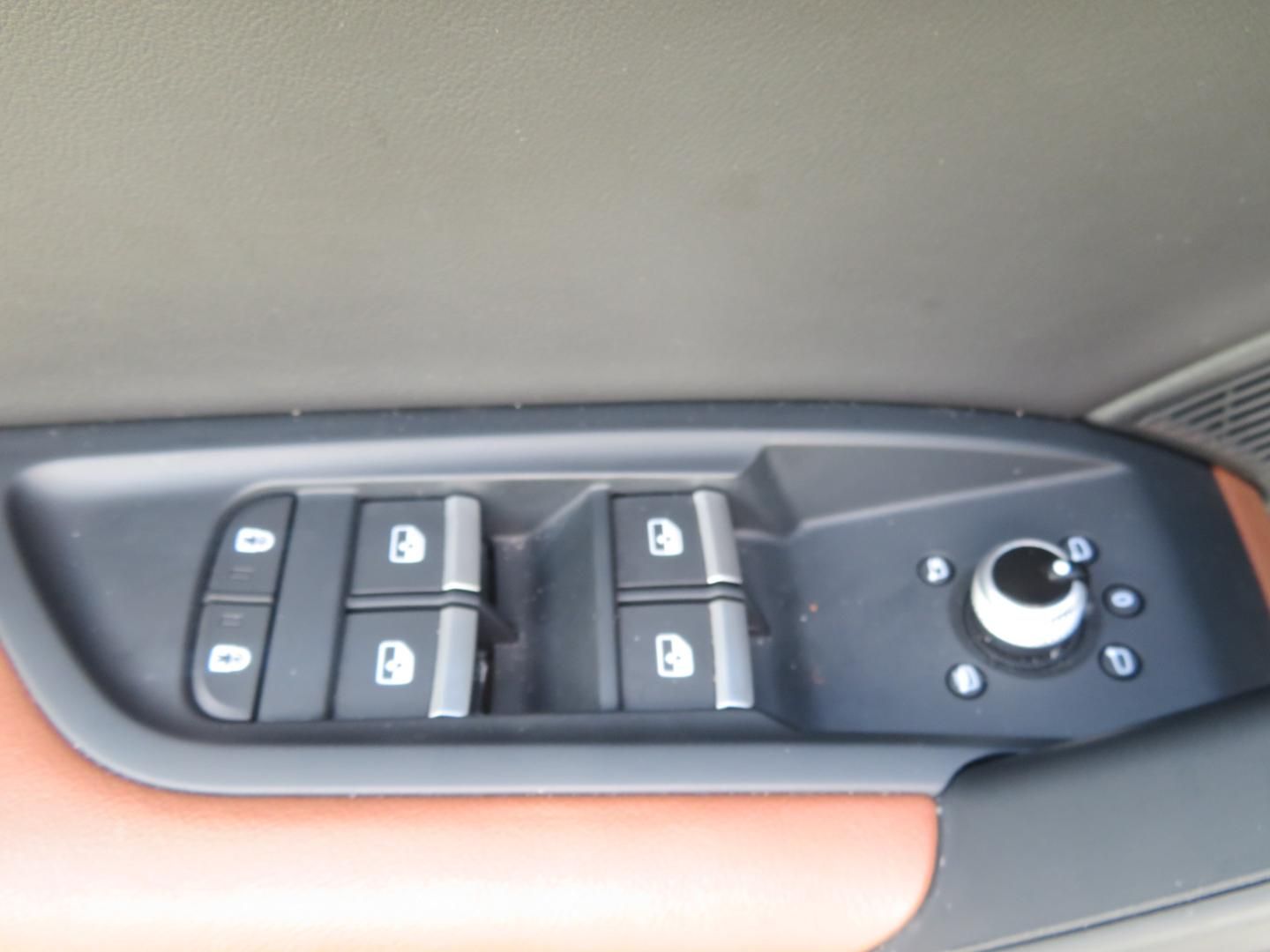 Audi Q5 SUV S line 50 TDI quattro - Samsaru's Car Outlet