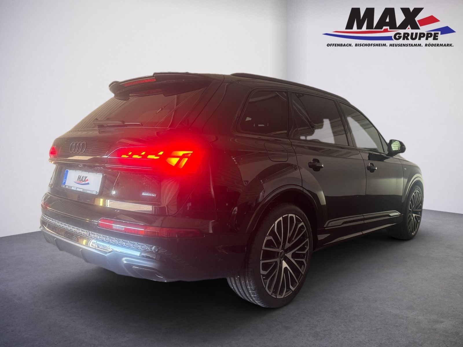 Audi Q7 SUV 50 TDI quattro S LINE+AHK+MATRIX+PANO+B&O