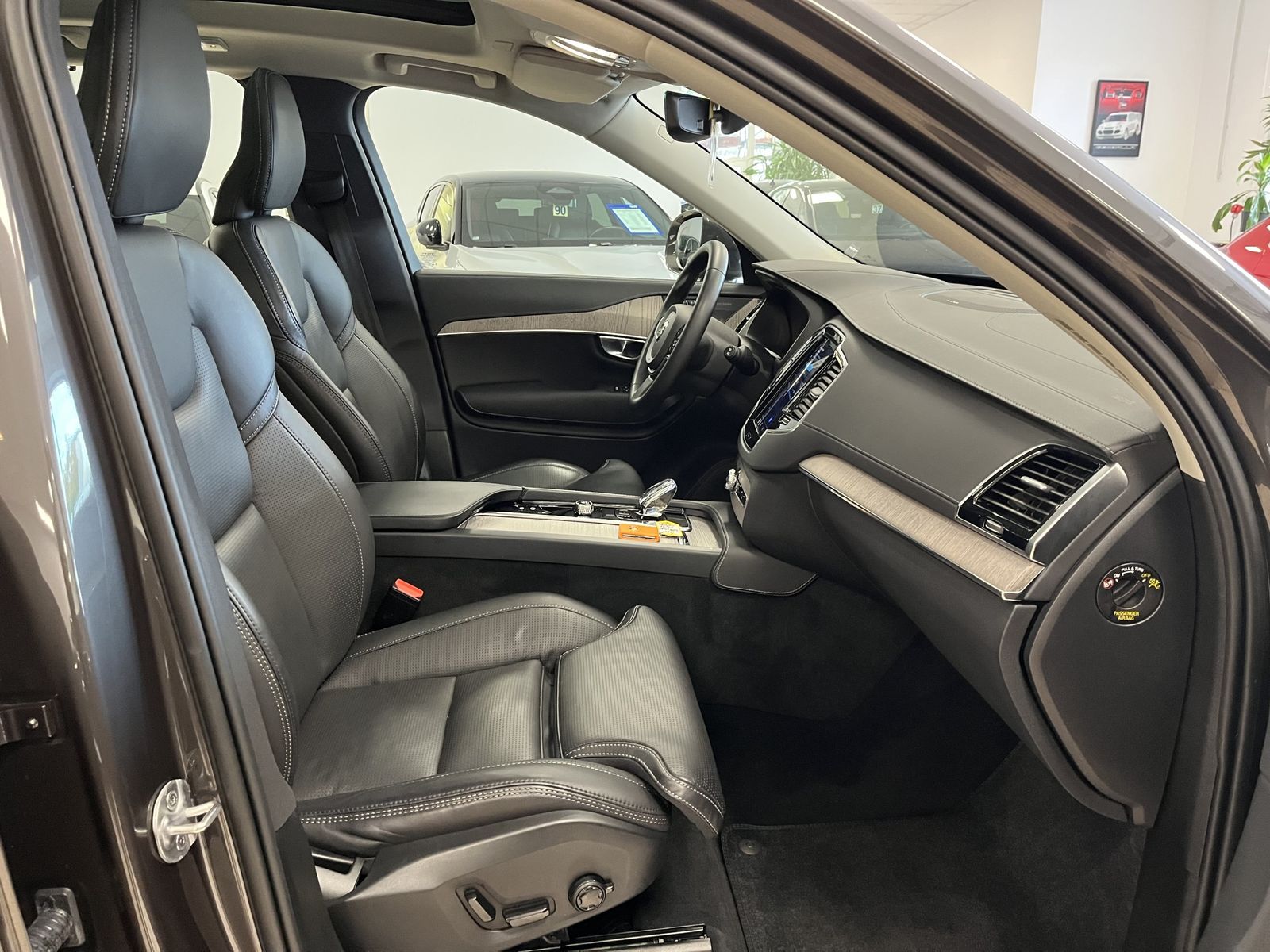 Volvo XC90 Plus Bright T8 Recharge AWD*7-Sitzer*Leder*