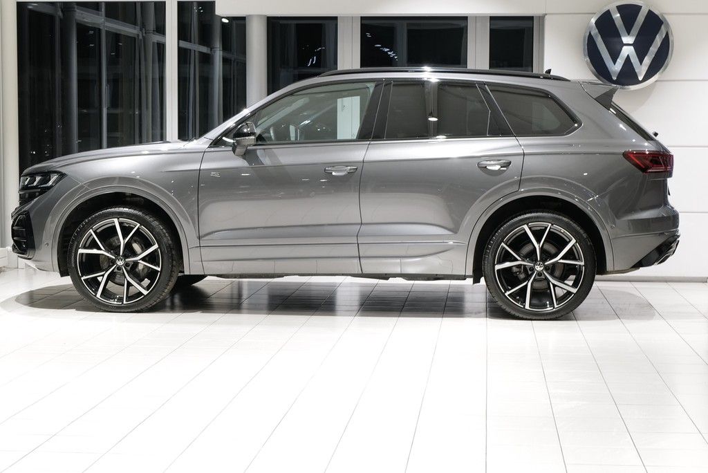 Volkswagen Touareg 3.0TDI R-Line BlackStyle Offroad HuD 360