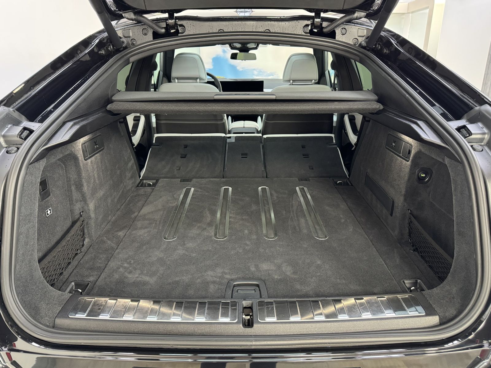 BMW X6 xDrive30d M Sport Pro AHK Pano Sitzlüft. ACC