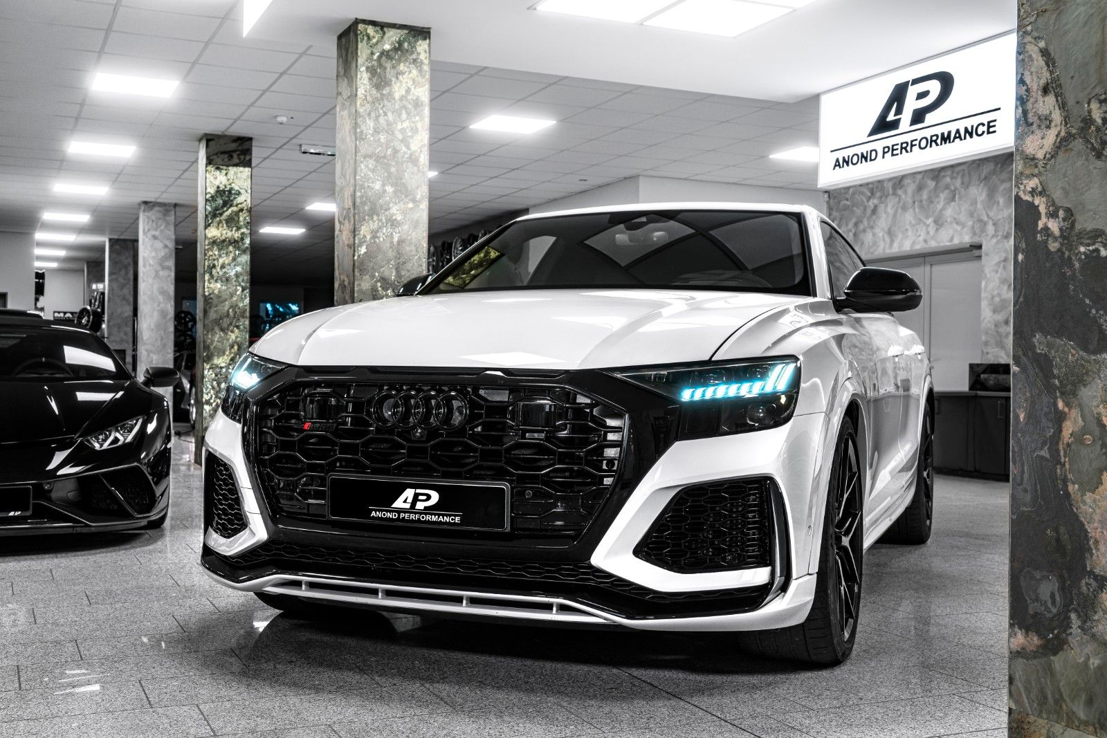 Audi RS Q8 CERAMIC/PPF/B&O/MATRIX/AUXILIARY/NIGHTVISI