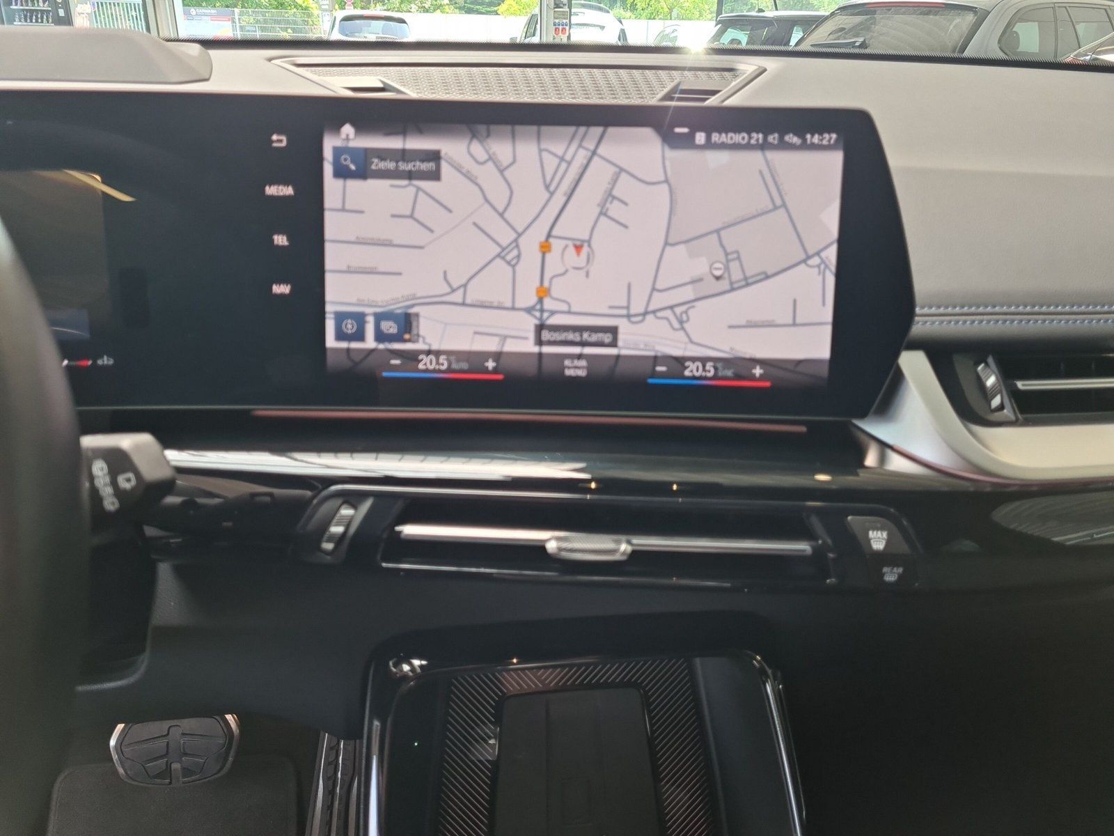 BMW X1 xDrive23i M-Sport - Samsaru's Car Outlet