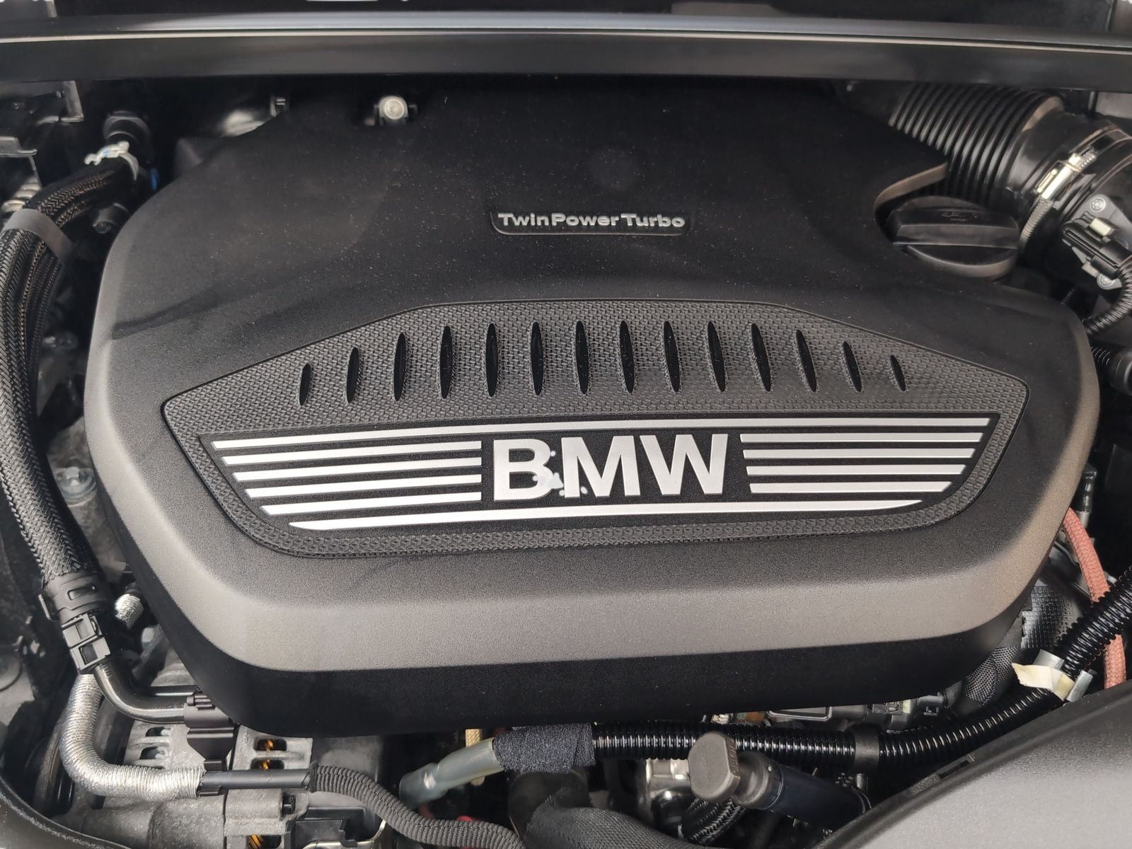 BMW X1 xDrive20d - Samsaru's Car Outlet