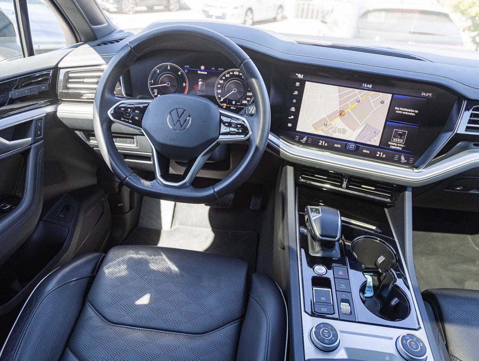 Volkswagen Touareg 3.0 TDI Elegance - Samsaru's Car Outlet