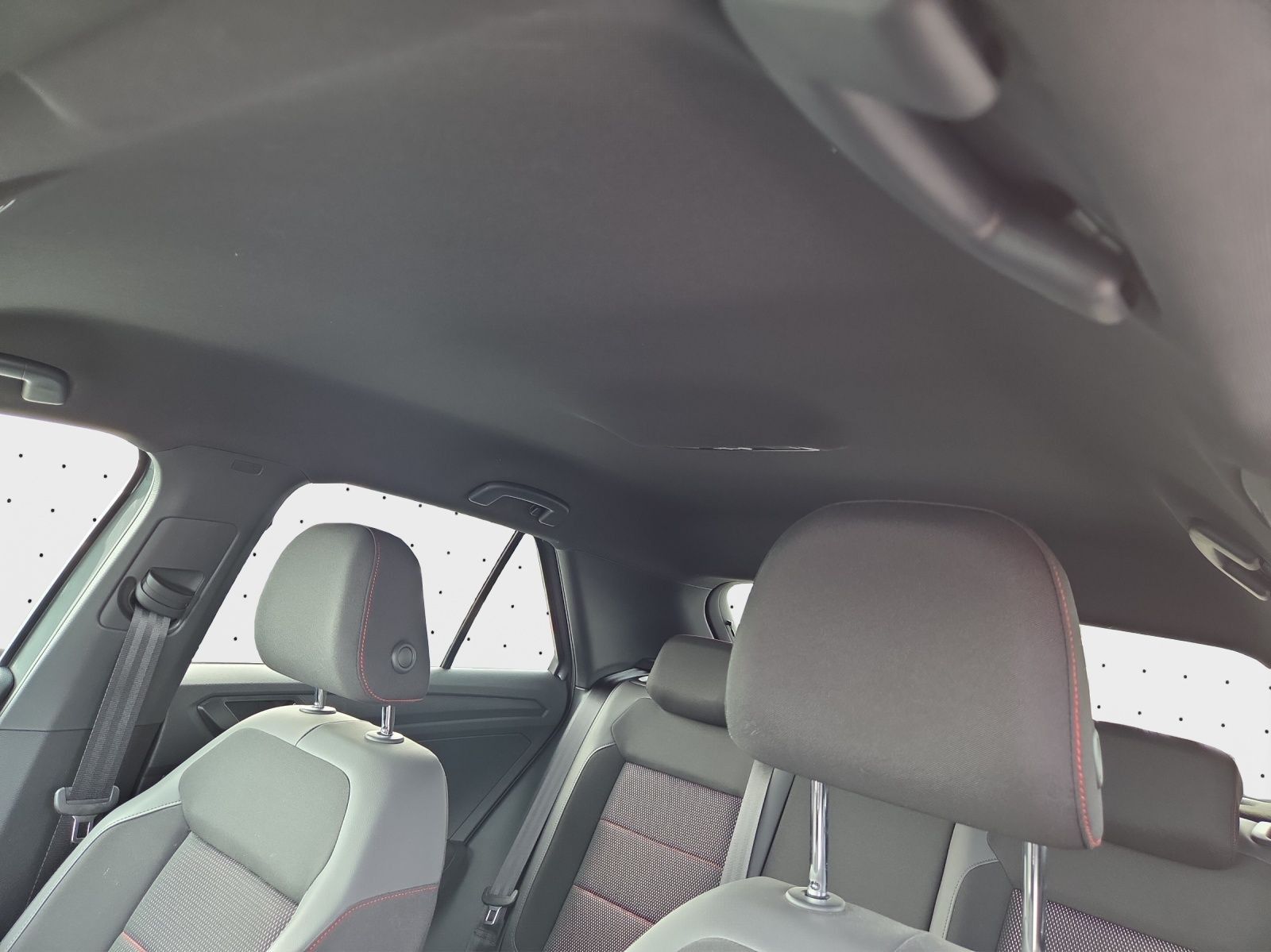 Volkswagen T-Roc 1.5 TSI DSG SPORT - Samsaru's Car Outlet