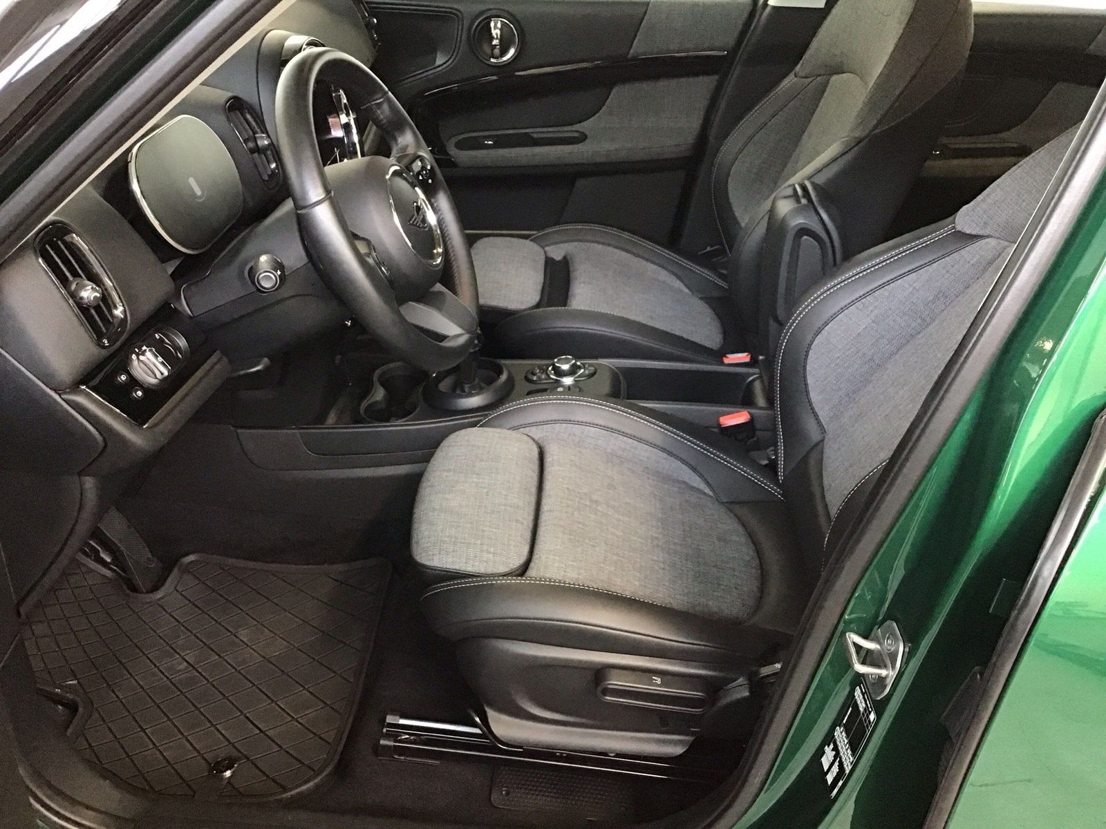 MINI One Countryman - Samsaru's Car Outlet