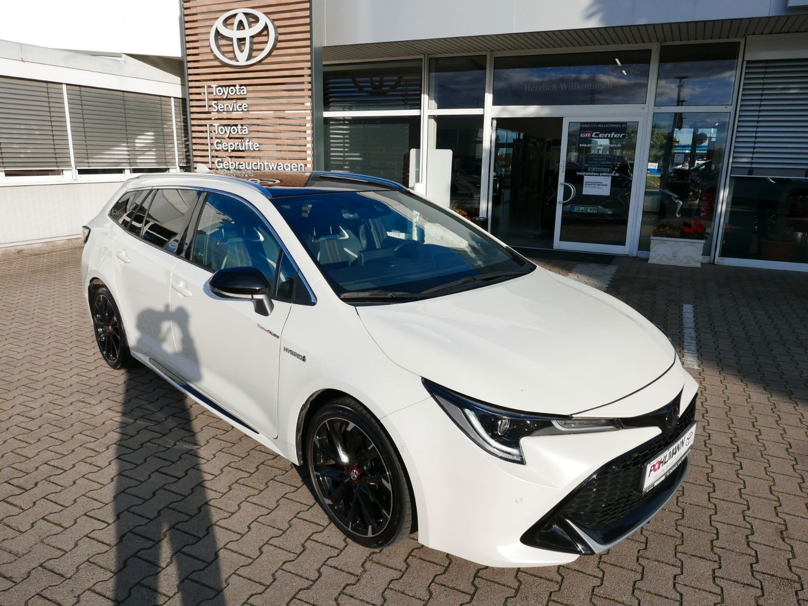 Toyota Corolla Touring Sports Hybrid GR Sport GLASDACH*