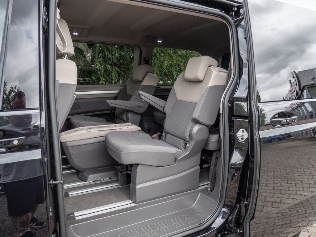Volkswagen T7 Multivan 2.0TSI DSG - Samsaru's Car Outlet