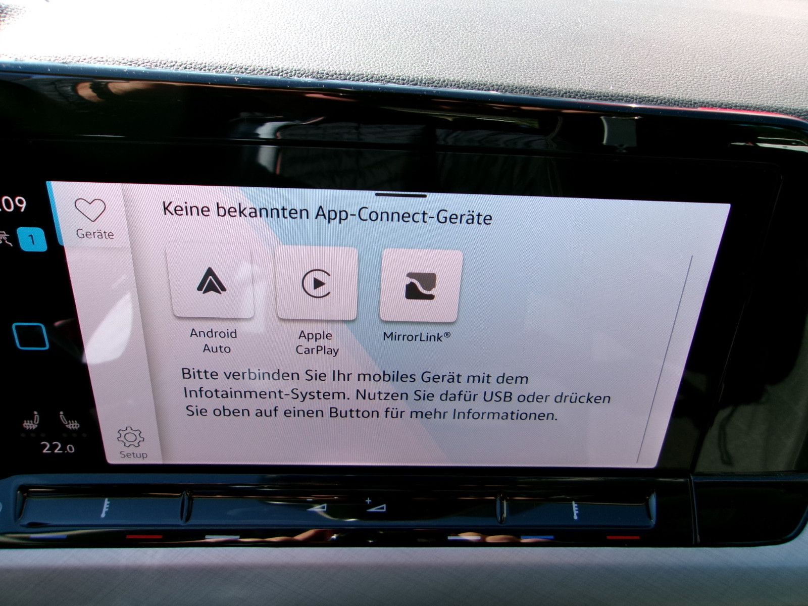 Volkswagen Golf VIII Variant Life 1.5 eTSI - Samsaru's Car Outlet