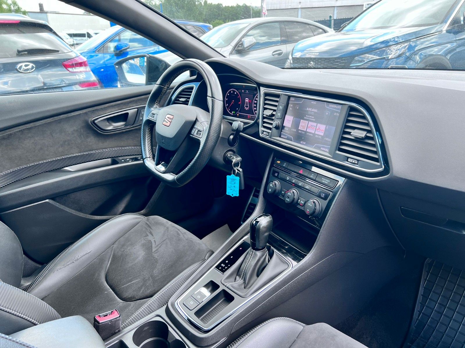 Cupra LEON 300 4DRIVE - Samsaru's Car Outlet