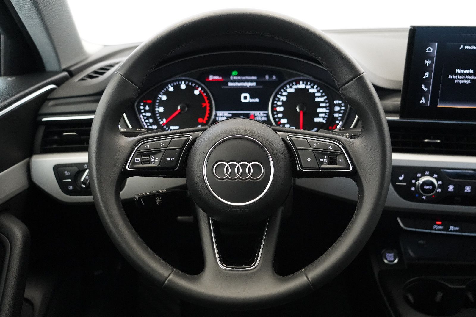 Audi A4 Avant 35 TFSI S Line S-Tronic - Samsaru's Car Outlet