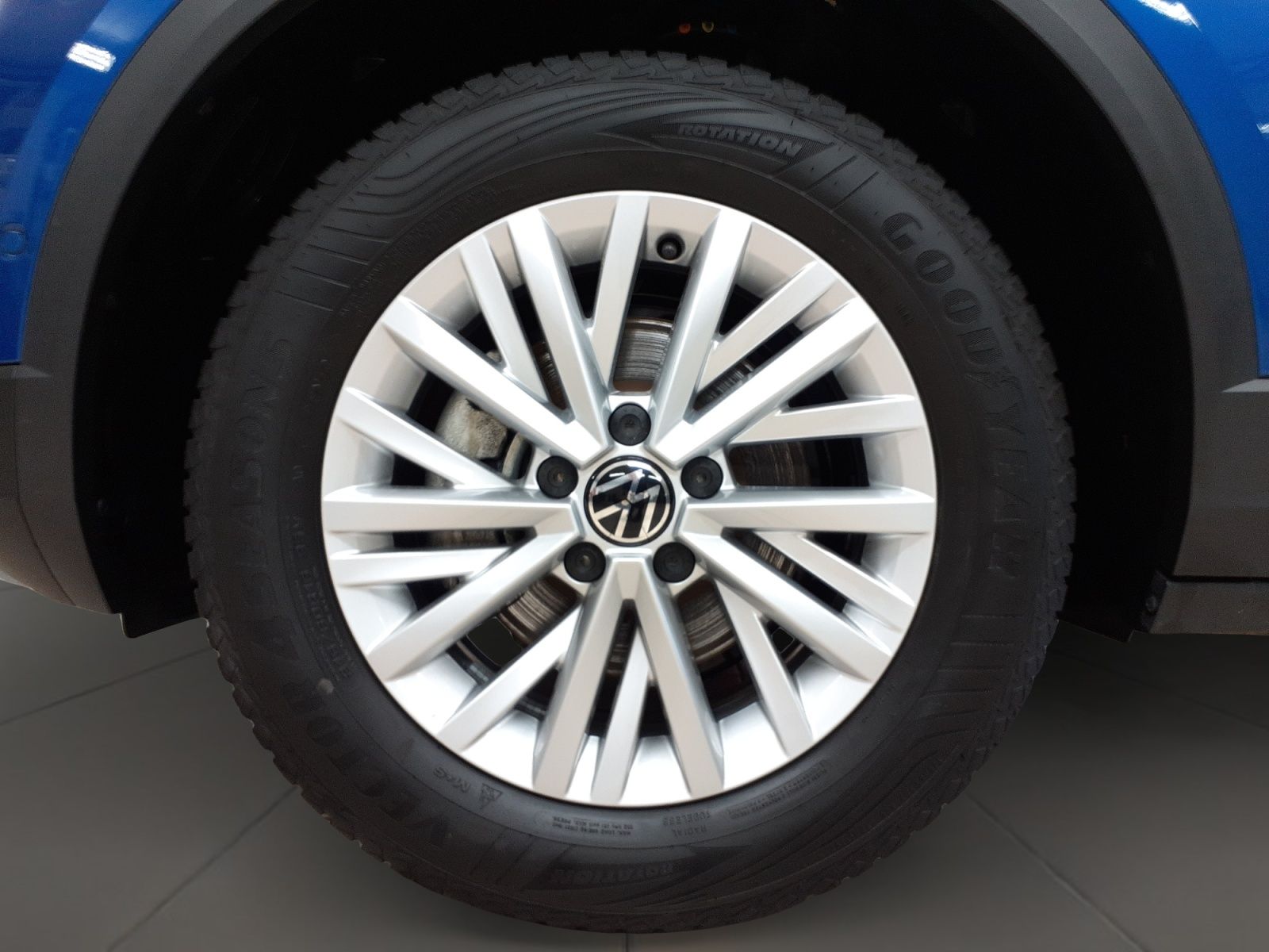 Volkswagen T-Roc 1.0TSI Life - Samsaru's Car Outlet