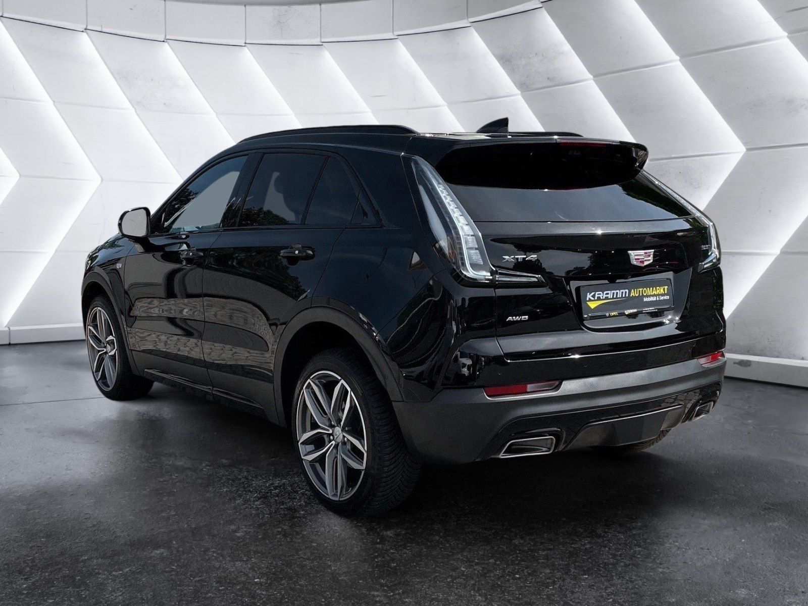 Cadillac XT4 2.0 T Sport AWD LED+Panorama+Navi