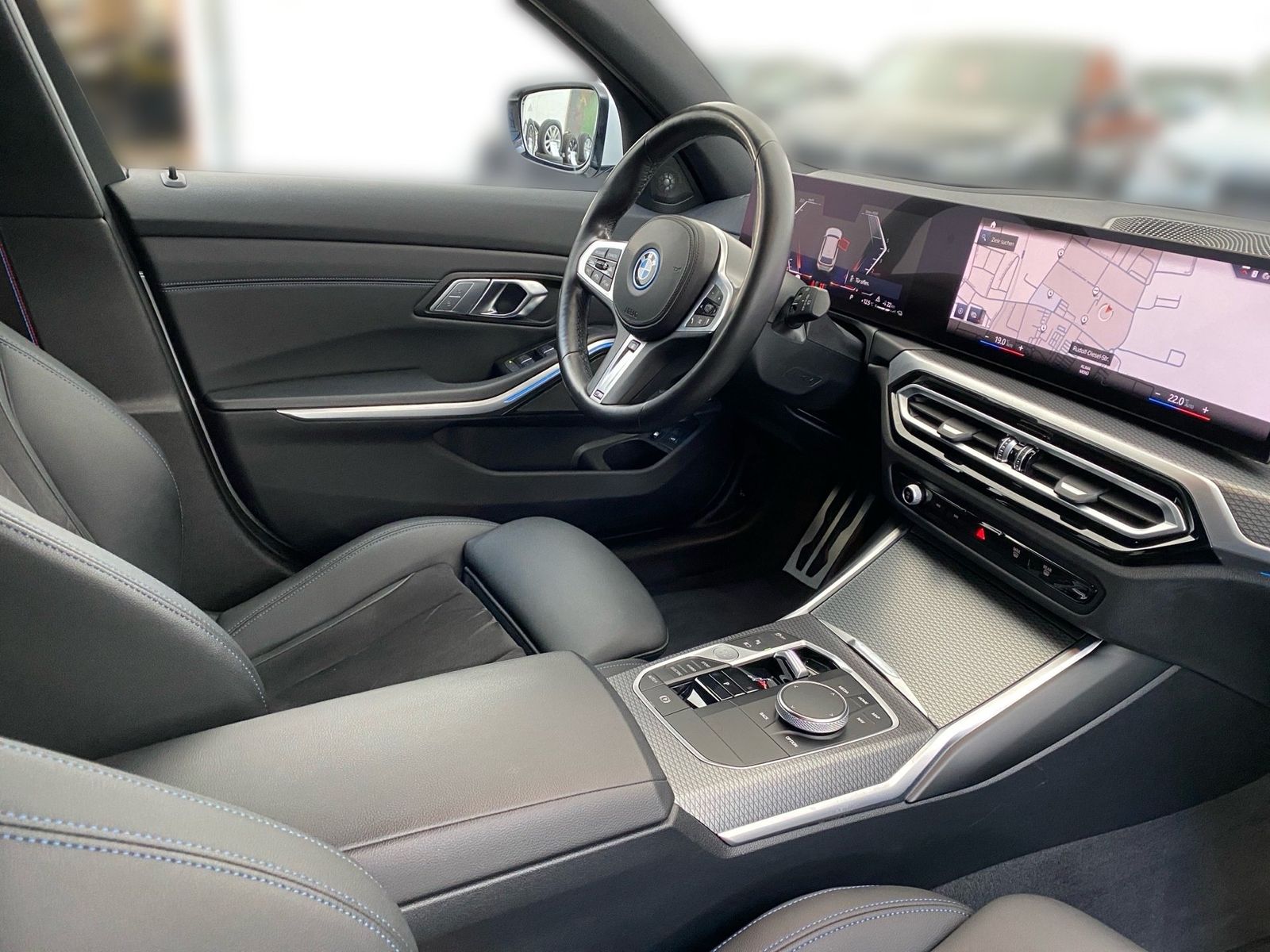 BMW 330e xDrive Touring M Sport LC Prof. ACC H/K AHK