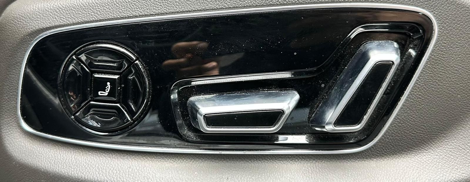Audi A8 50 TDI L quattro S Line Black Edition - Samsaru's Car Outlet