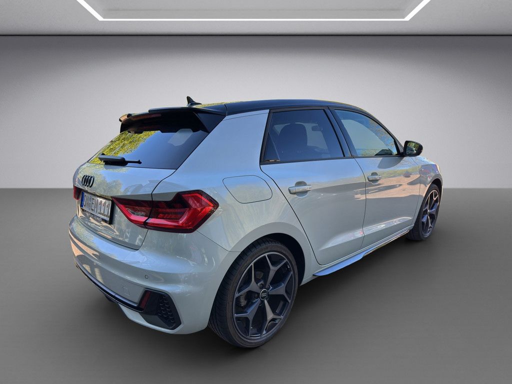 Audi A1 Sportback 35 1.5 TFSI S-tronic S line LED ACC