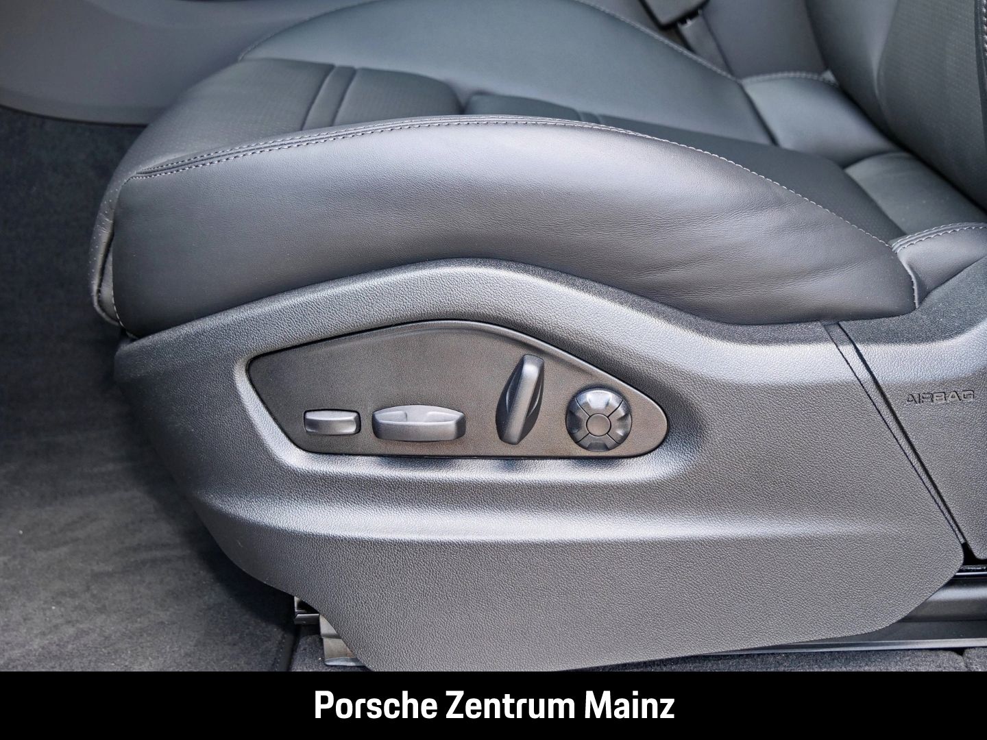 Porsche Cayenne E-Hybrid Bose,Spo.Aga.,HA-Lenkung,HDMatr