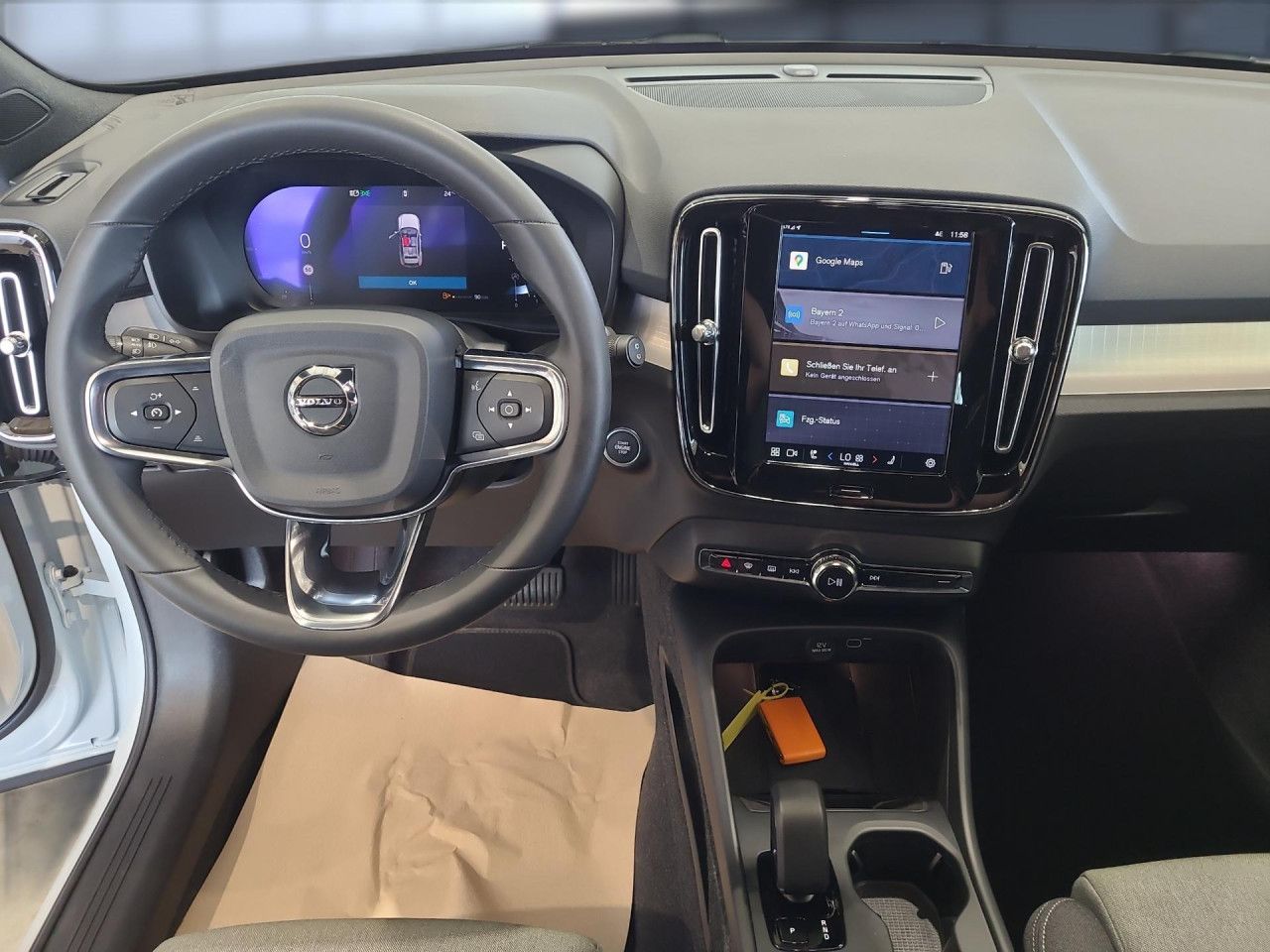 Volvo XC 40 Core 2WD Bluetooth Navi LED Klima