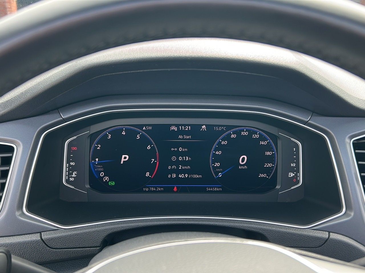 Volkswagen T-Roc R-Line Edition Plus - Samsaru's Car Outlet