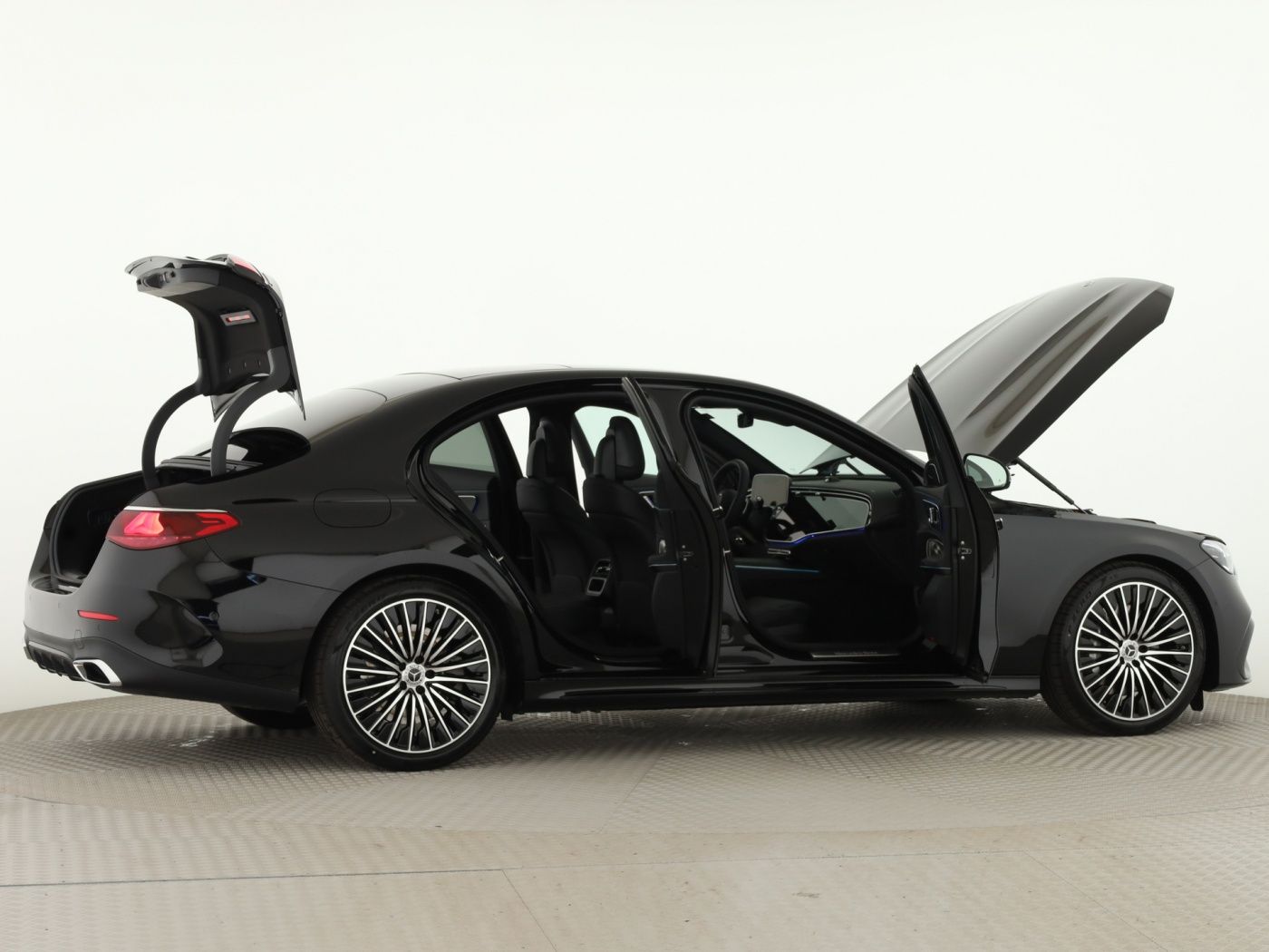 Mercedes-Benz E 450 d 4M *AMG Prem*Pano*360°*AHK*Sitzklima*HUD