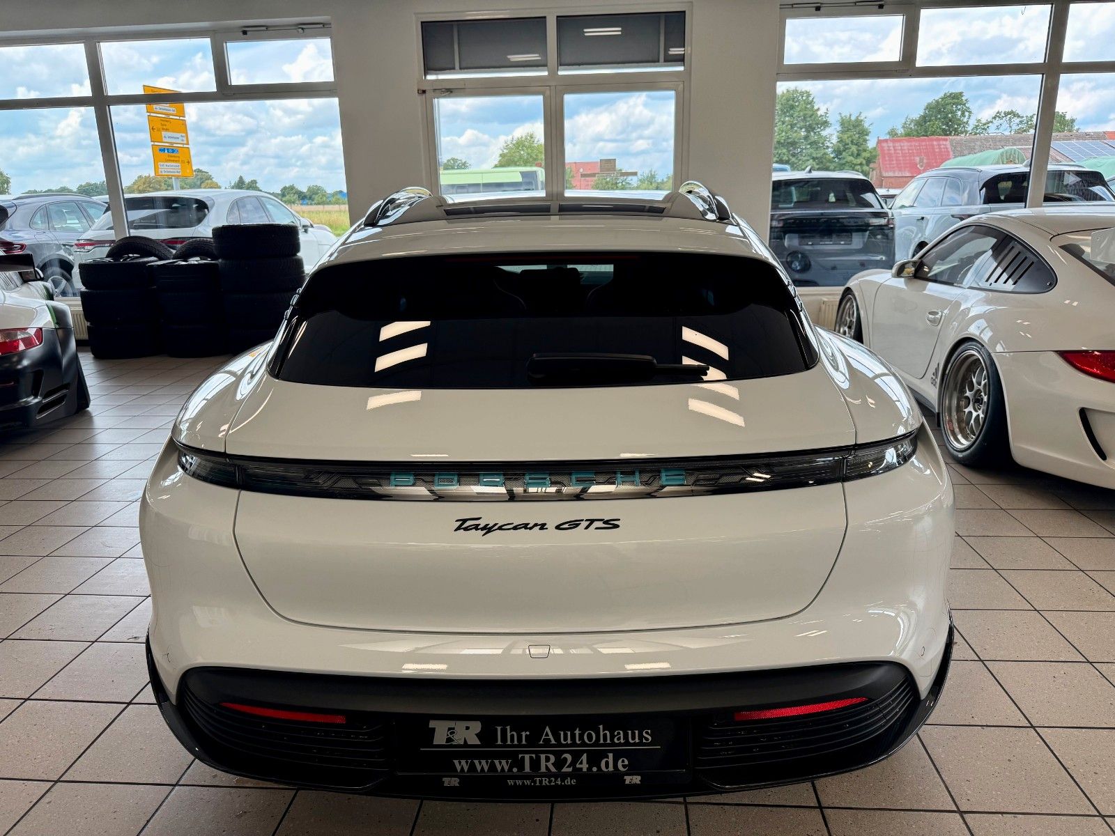 Porsche Taycan Sport Turismo GTS SportDesign/Panorama