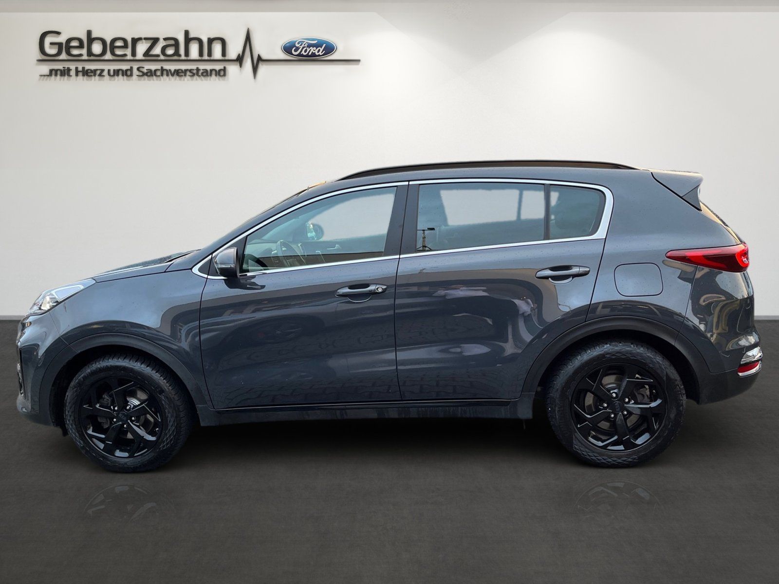 Kia Sportage 1.6 T-GDI 4WD Black Edition - Samsaru's Car Outlet