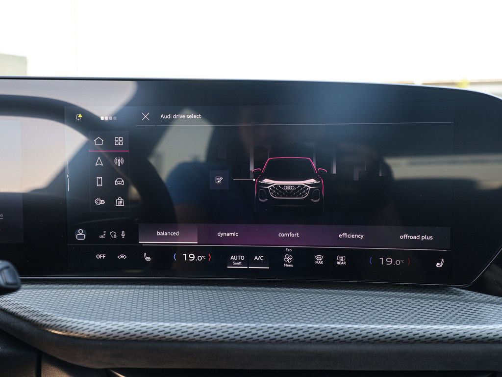Audi Q5 Sportback TDI quattro - Samsaru's Car Outlet