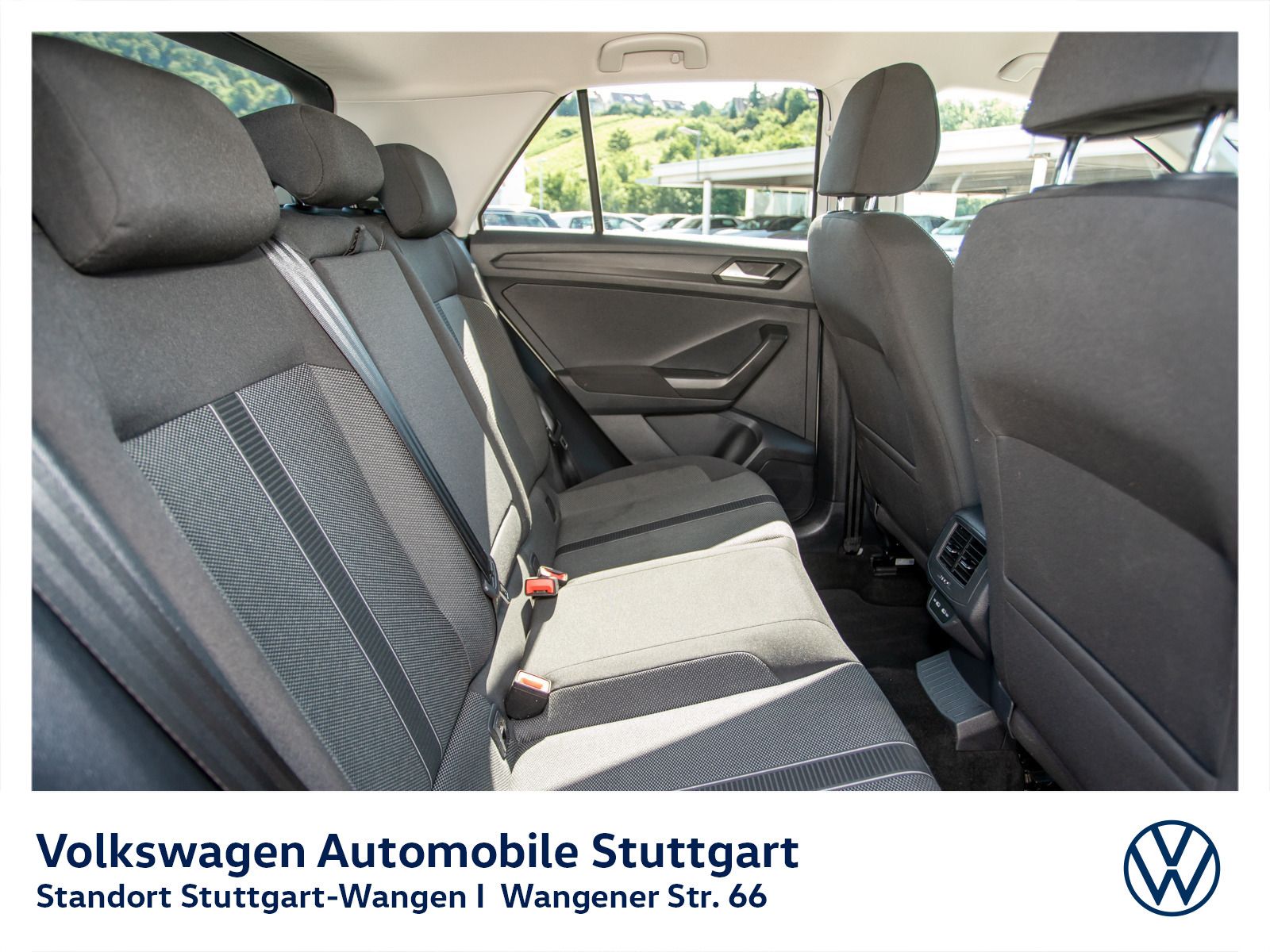 Volkswagen T-Roc Life 1.5 TSI DSG - Samsaru's Car Outlet