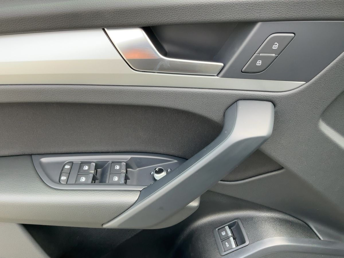 Audi Q5 50 TFSI e QU ADVANCED - Samsaru's Car Outlet