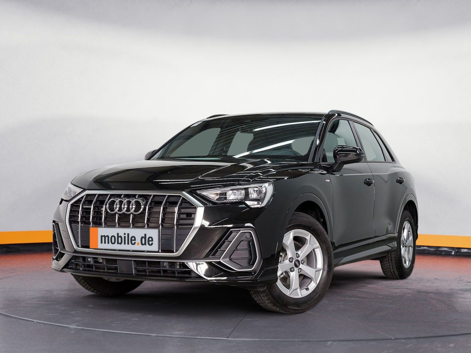 Audi Q3 35 TDI Q S LINE - Samsaru's Car Outlet