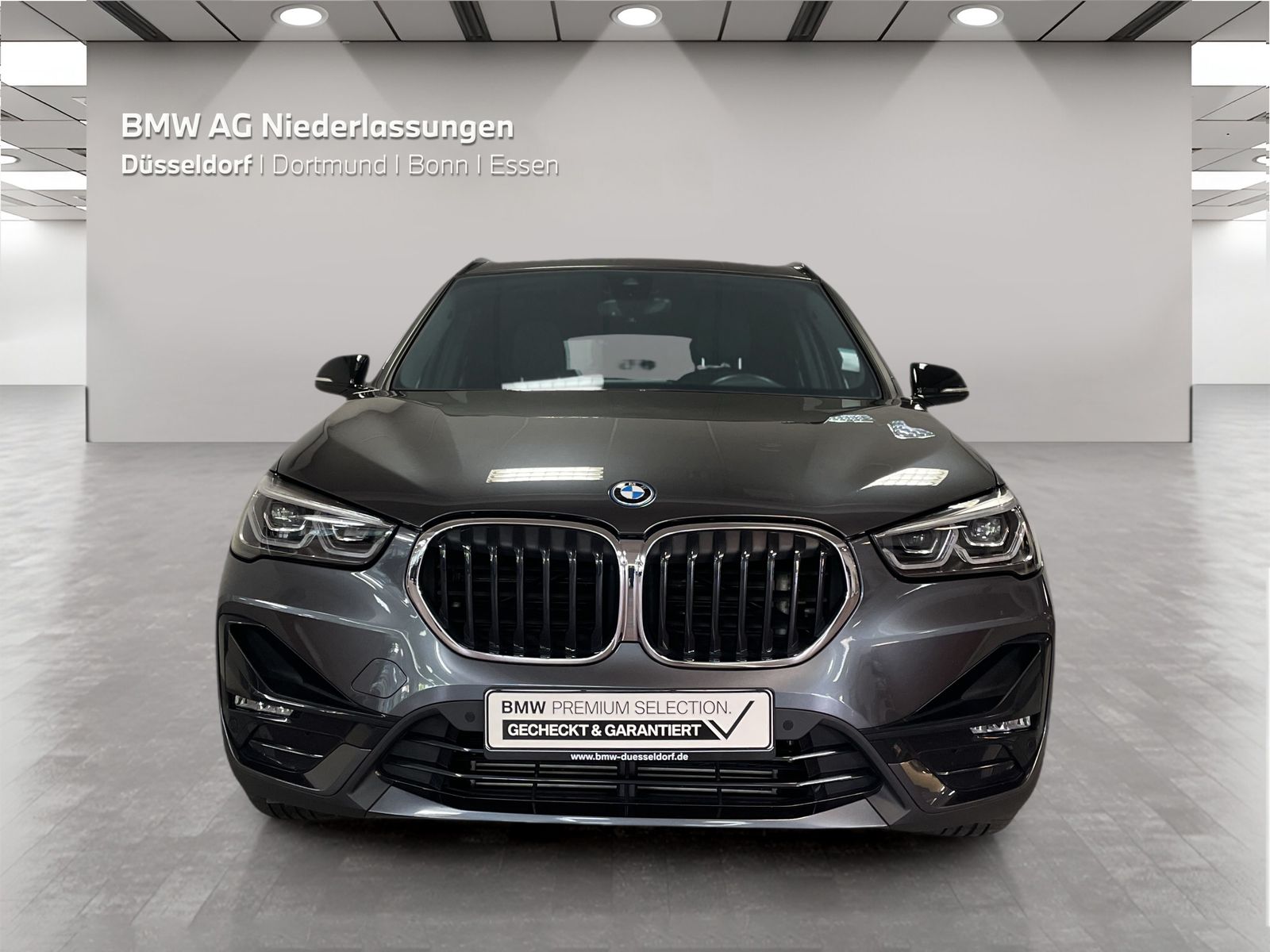 BMW X1 xDrive25e Sport Line - Samsaru's Car Outlet