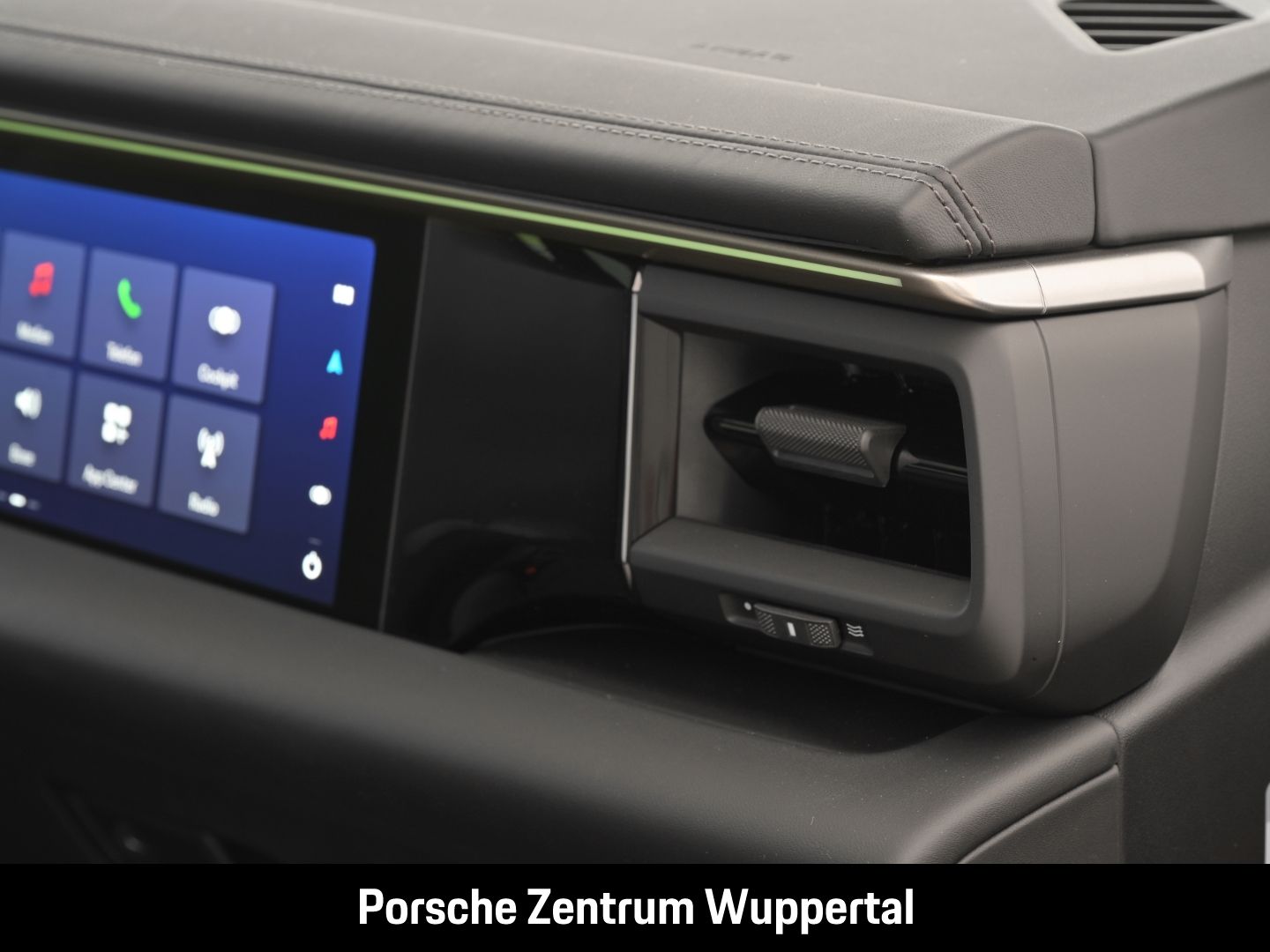Porsche Macan 4 InnoDrive Surround-View LED-Matrix BOSE