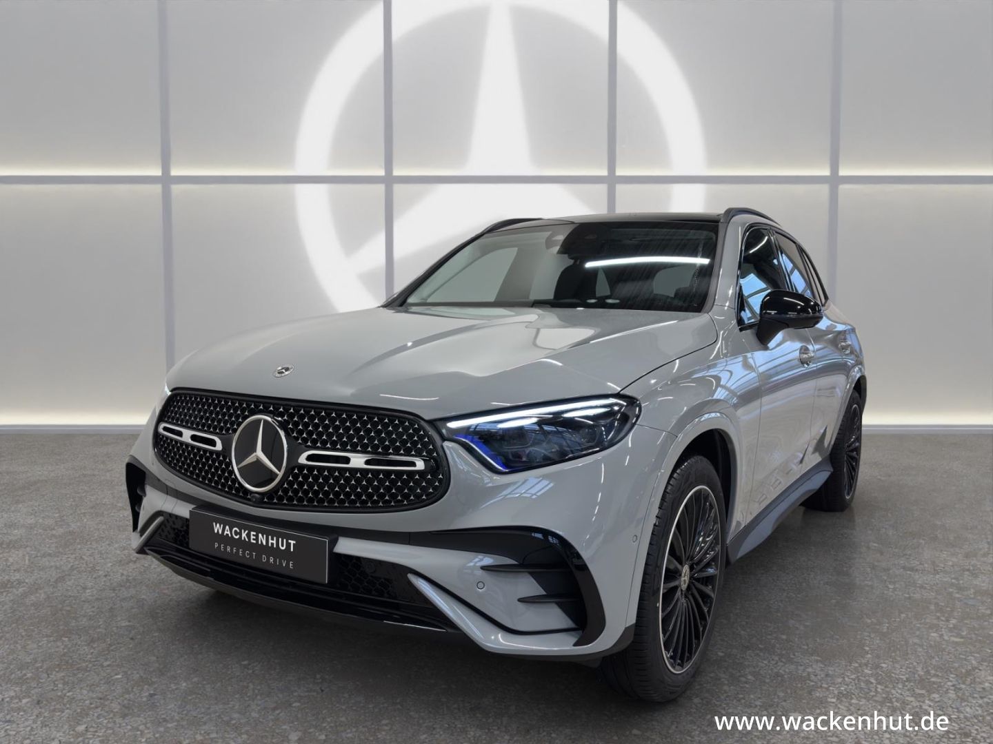 Mercedes-Benz GLC 300 d 4M EDITION AMG LINE NIGHT+AHK+PANO+DIS