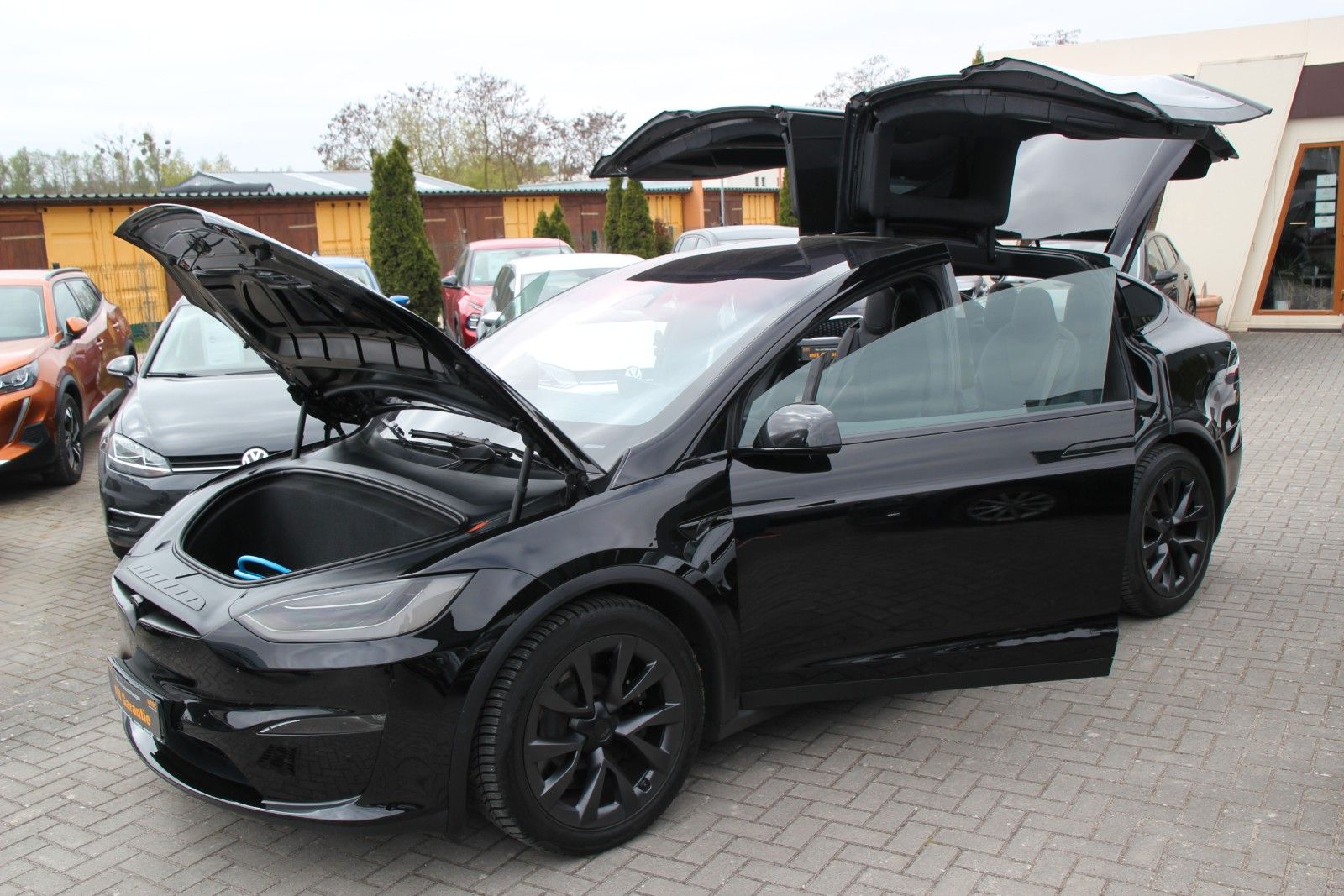 Tesla Model X Plaid 1020PS Yoke AHK Garantie