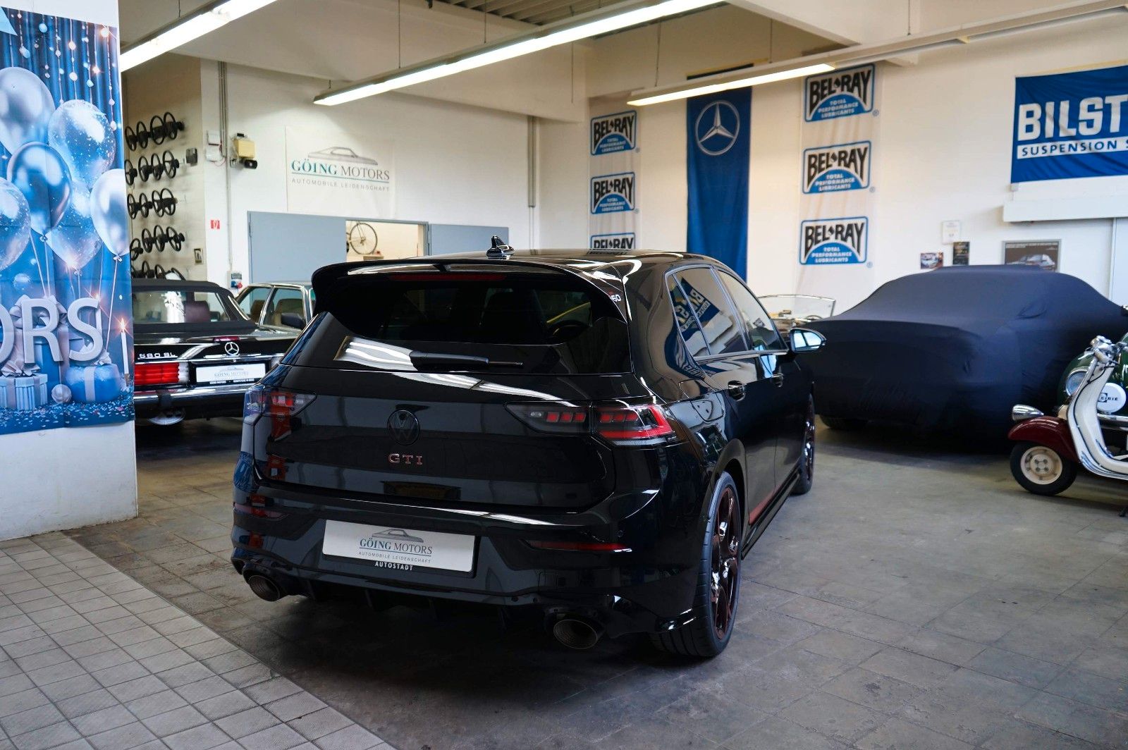 Volkswagen Golf VIII 8 Lim. 2.0 TSI 239 kW GTI Edition 50