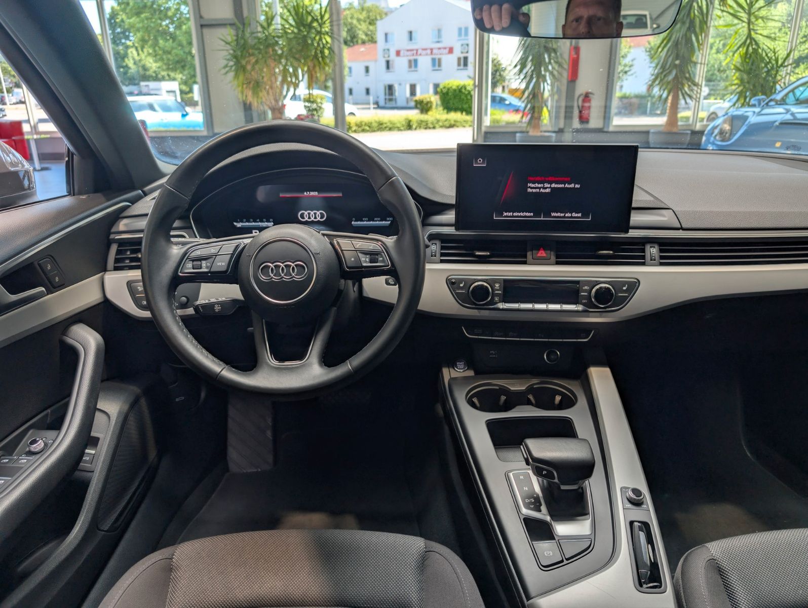 Audi A4 Lim 40 TDI S tronic advanced - Samsaru's Car Outlet