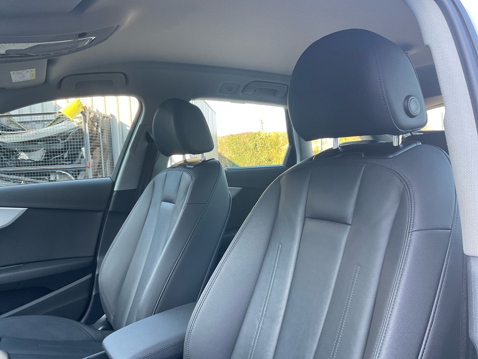 Audi A4 Avant 40 TDI S tronic Business - Samsaru's Car Outlet
