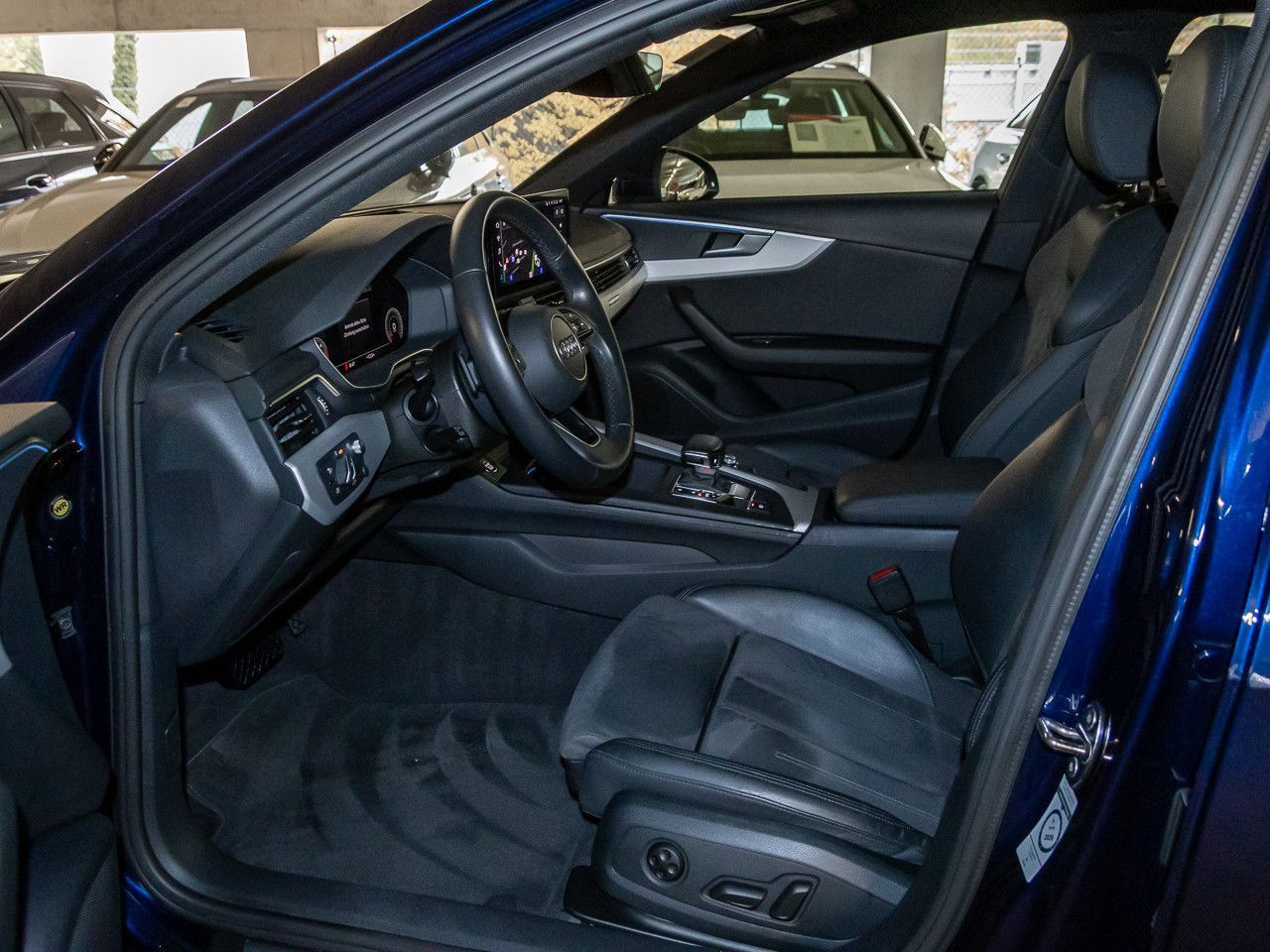 Audi A4 allroad quattro 40 TDI AHK Matrix HUD Kamera